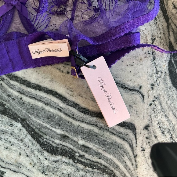 Agent Provocateur Jace Bra 38C in Purple - Picture 6 of 7